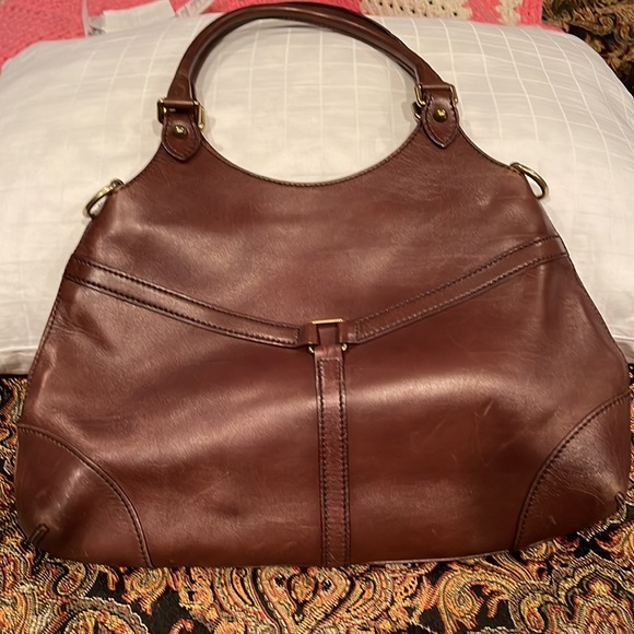 Gucci Shoulder Bag - Picture 2 of 12